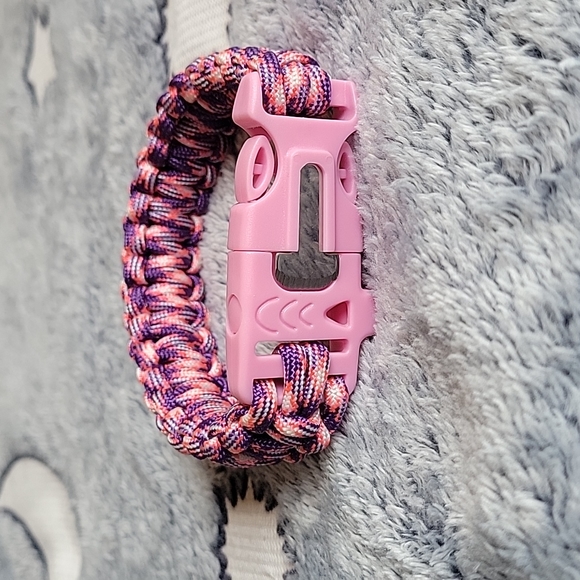 Women's Pink/Purple Paracord Bracelet w/ Ferro Rod - Picture 2 of 4